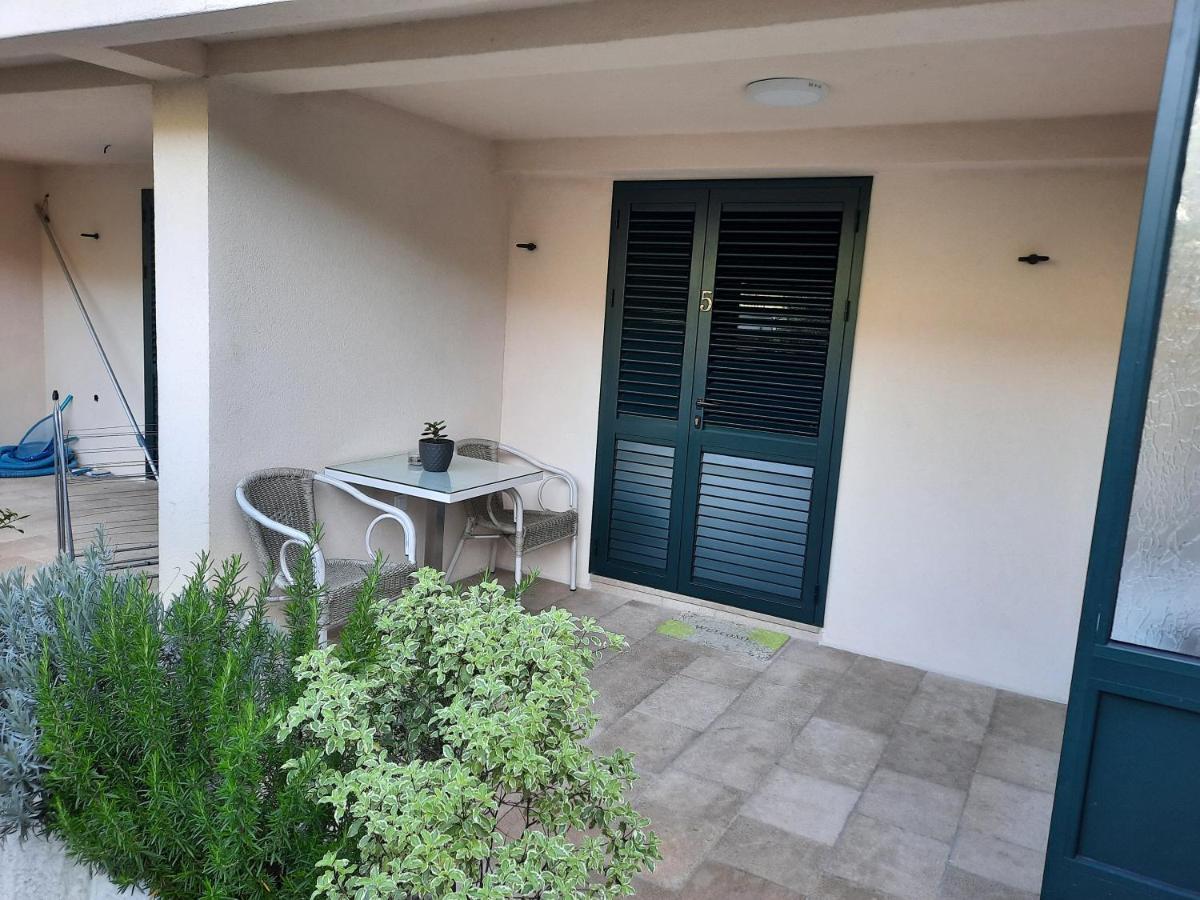 Square Point Apartments Kotor Dış mekan fotoğraf